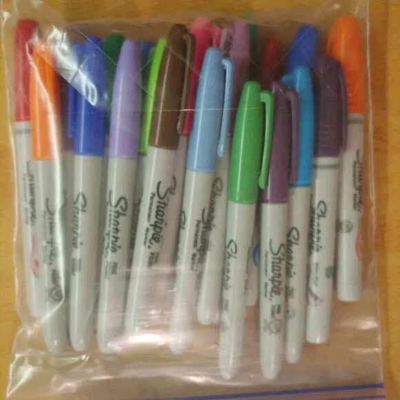 Color Sharpie Lot - Picture 8 of 8